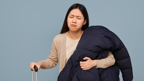 “패딩 들고 다니기 싫죠?”…공항에서 해결하는 3가지 꿀서비스 [알쓸톡]