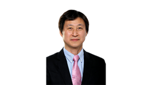 [이철희 칼럼]비상계엄 1년, 실용외교 6개월