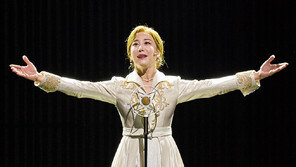 “운명을 개척한 여성”… 14년 만에 돌아온 에비타