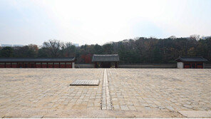 ‘종묘앞 재개발 특혜 논란’ 건설사 “땅 팔겠다”