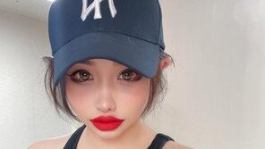 ‘활동 중단 후 치료’ 박봄, 의미심장 근황…“기다리는가? 나도”