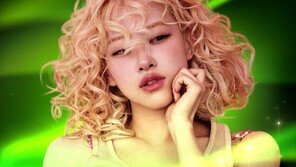 로제·브루노 마스 ‘아파트’, 애플뮤직 ‘2025 연말차트’ 싹쓸이