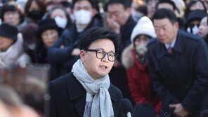계엄 사과한 한동훈 “李대통령, 계엄만 빼고 나쁜짓 다해”