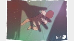 친모·계부 ‘효자손 매질’에 숨진 두 살…어린이집은 피멍 못 본 척