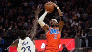 NBA 오클라호마시티, 골든스테이트 꺾고 13연승…SGA 38점