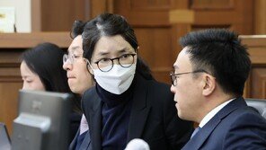 특검 “통치시스템 파괴”…김건희 “다툴 여지” 헛웃음