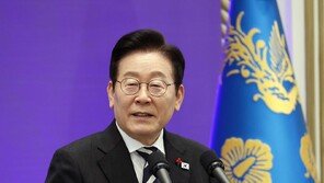 “APEC-관세협상 핵심 성과”… 조국 특사-항소포기 논란 불러