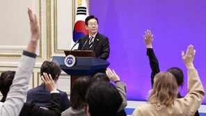 李 “국민 北억류, 처음 듣는 얘기” 하루뒤… 대통령실 “조속한 남북대화 통해 해결”