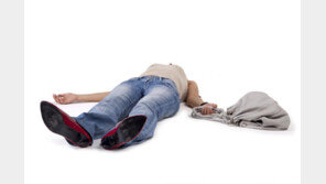 “성추행 몰릴까봐 순간 멈칫”…쓰러진 여학생 도운 의인의 씁쓸함 [e글e글]