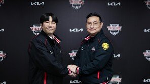 박찬호-최형우 놓친 KIA, ‘대투수’ 양현종은 잡았다