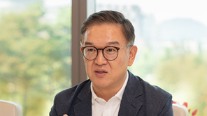 “우주사업은 LG그룹의 새로운 미래… 기술 검증할 자체 모듈위성 만들 것”