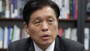 與 “지방 권력은 아직 야당… 최전선 부울경서 정책 승부”