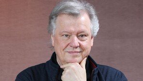 ‘나’를 켜는 별을 기다리며…