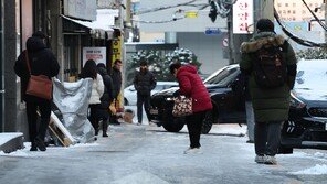 퇴근길 폭설 넘겼지만…5일 아침도 결빙에 ‘거북이 출근’