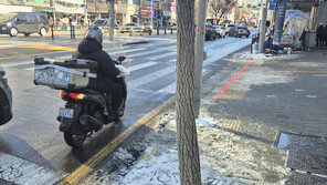 콜은 쏟아지는데 도로는 빙판…배달기사들 ‘안전 비상’