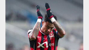 ‘EPL 출신’ 린가드, FC서울 떠난다…올 시즌 끝으로 동행 마침표