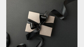 [DBR]럭셔리 제품 저채도 색상 써야 비싸게 팔린다