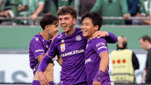 이태석, 프리킥으로 시즌 2호골…팀은 1-2로 석패