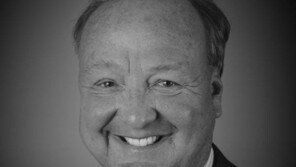 박찬호에 ‘FA 대박’ 안긴 톰 힉스 별세…향년 79세