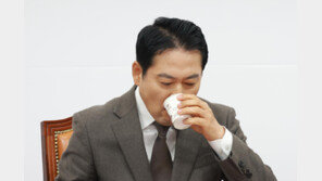 장동혁 “李 지시라면 ‘팥으로 메주 쑤라’ 해도 따르던 민주, 특별감찰관은 뭉개”