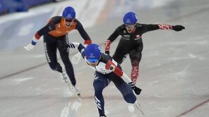 빙속 정재원, 3차 월드컵 매스스타트 은메달…박지우는 동메달