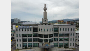 포천 초교 하수관로 공사장서 1m 폭탄 발견…440명 대피