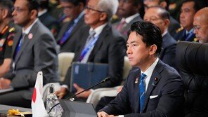 “日방위상, 내년 3월 호주 방문해 호위함 수출 계약 서명”