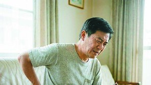 허리-엉치-종아리 통증, 가장 아픈 곳 아닌 ‘발생 지점’ 공략하는 추간공확장술