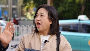 김숙 “가상 남편 윤정수 결혼식 사회 봐…가장 화려한 옷 입어”