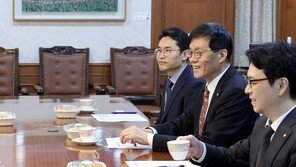 고환율-물가 우려에… 총리-한은총재 이례적 회동