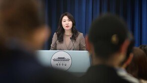 우상호 “李대통령 ‘당이 요즘 왜 이래’ 하신다”