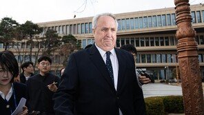 국힘 인요한 의원직 사퇴…“계엄후 이어지는 불행 극복해야”