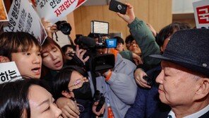 인권의 날 행사 참석 막힌 인권위원장