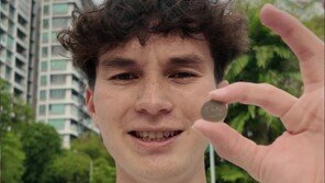 단 100원으로 차 샀다…42일 만에 기적 이룬 남성