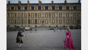 루브르 이어 베르사유궁전도 “非유럽인은 더 내라”…내년 10% 인상