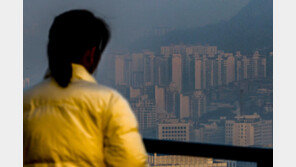 옆집 누가 사는지도 모르는데…성인 절반, 인사하는 이웃 없어