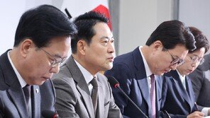 국힘 “전재수 사의는 끝 아닌 시작…李 엄정수사 원칙 밝혀라”