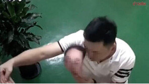 이젠 얼굴 위조까지…동료 가면 쓰고 대리 출근한 中공무원