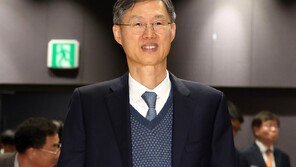 문형배, 헌재 동의하는 ‘재판소원’ 반대…“대법관 8명 증원”