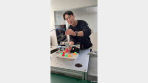 “1주일 작업단 10분에 해결… 135조 로봇 작동구조 설계시장 진출”[허진석의 톡톡 스타트업]