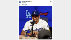 ‘최고의 마무리’ 디아즈, 다저스 공식 입단 “우승하러 왔다”