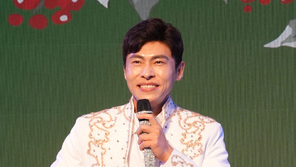 ‘뽕짝 사역’ 구자억 목사 “좋은 메시지라면 ‘트로트 찬송가’ 안 될 이유 없어”