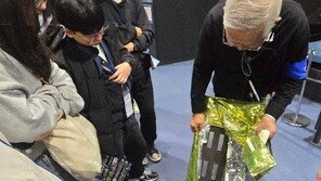 日 우주센터 간 발명 영재 “위성용 찍찍이, 전투기에 쓰면 어때요?”