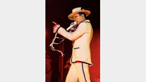 지드래곤, 무대도 ‘라이브 논란’도 다 찢은 환상적 3시간