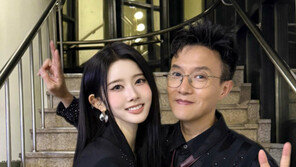 스테이씨 박시은, 父 박남정과 애틋 포옹 “아빠 고생 많았어요”