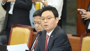 박정훈 “김종철 방미통위 후보, ‘국보법 폐지’ 등 편향성…사퇴해야”