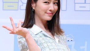 이민정 유튜브 50만명 돌파, ♥이병헌 블러 해제되나…“공약이니 잘 꼬셔볼 것”