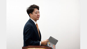 이준석 “한동훈, 가족 ID로 욕한 거면 그냥 지질한 것”