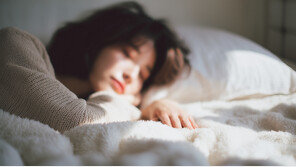 기대수명은 83년, 건강수명은 65년…결국 해답은 ‘잠·운동·식사’