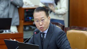 권영세 “정동영, 튀기 위해 팀플레이 해치는 일 절대 하지 말아야”